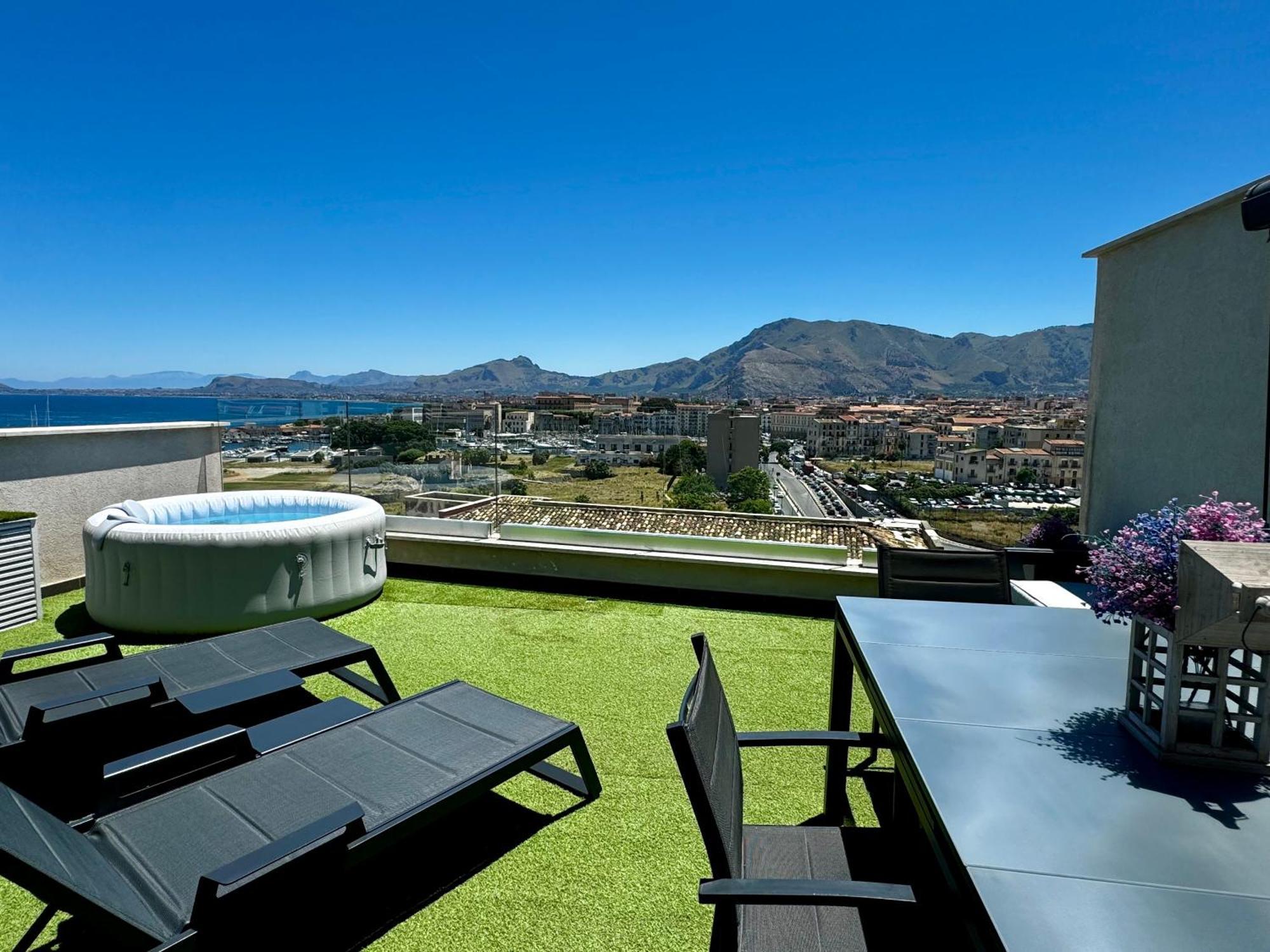 Marina Rooftop View Палермо Экстерьер фото